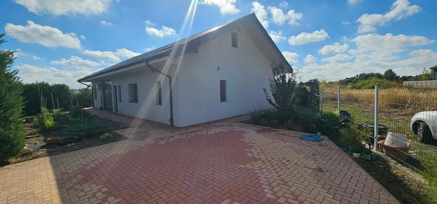 Duplex cu 3 camere cu Teren 300 Mp în Corbeanca