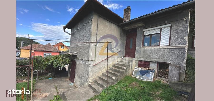 Casă cu 3 camere nedecomandat cu Teren 775 Mp în Vitrometan