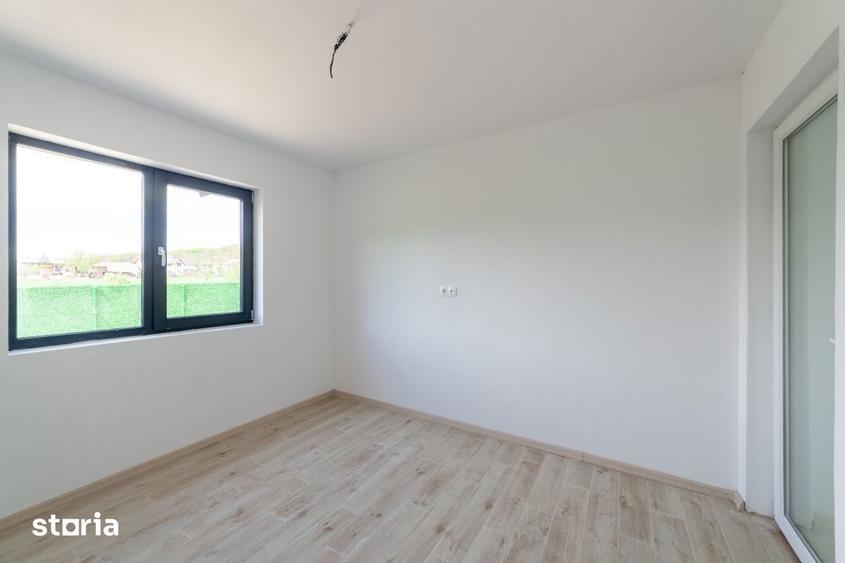 Casă cu 4 camere cu Teren 500 Mp în Drăganu