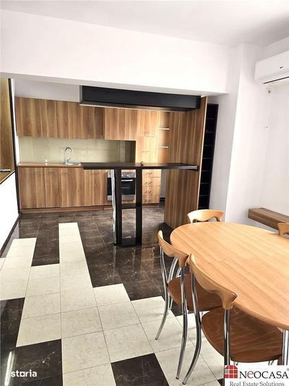 Apartament cu 4 camere în Moșilor
