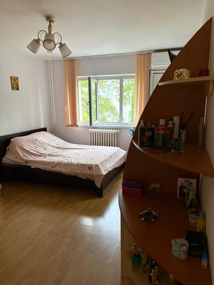 Garsonieră decomandată în Târgu Cucu