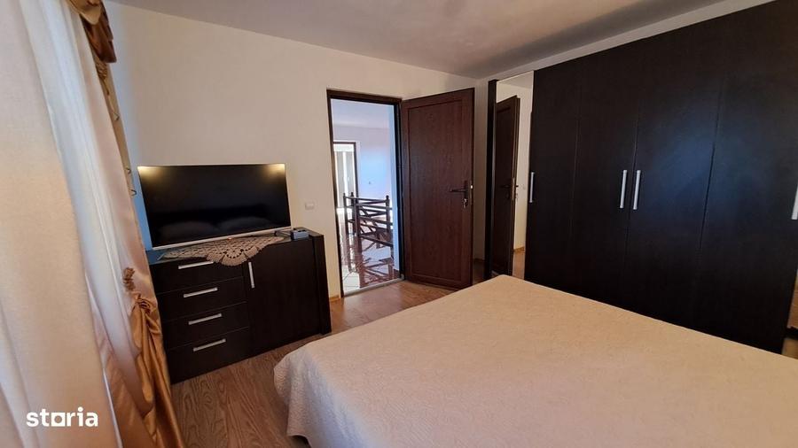 Casă cu 4 camere în Săcălășeni