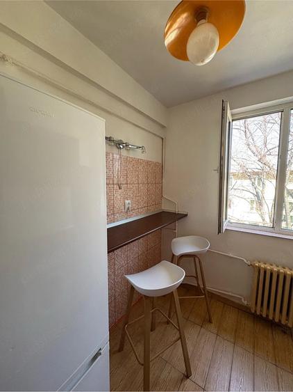 Apartament cu 2 camere decomandat în Sud