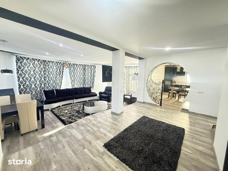 Casă cu 5 camere cu Teren 535 Mp în Aninoasa