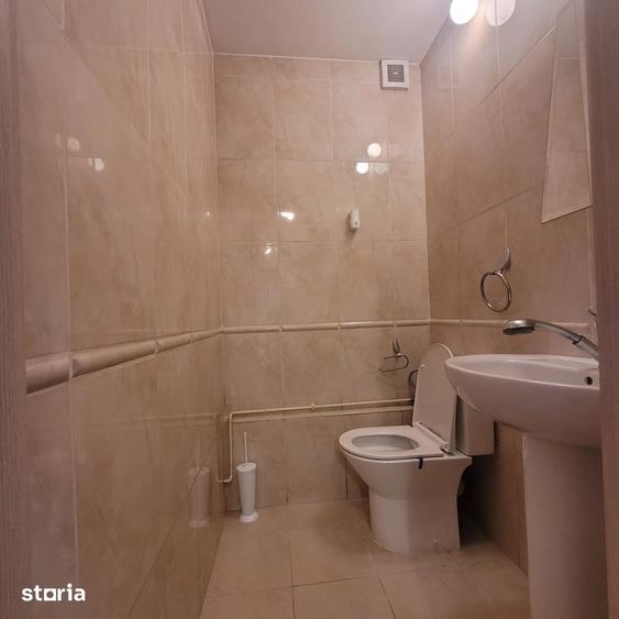 Apartament cu 3 camere decomandat în Centrul Civic