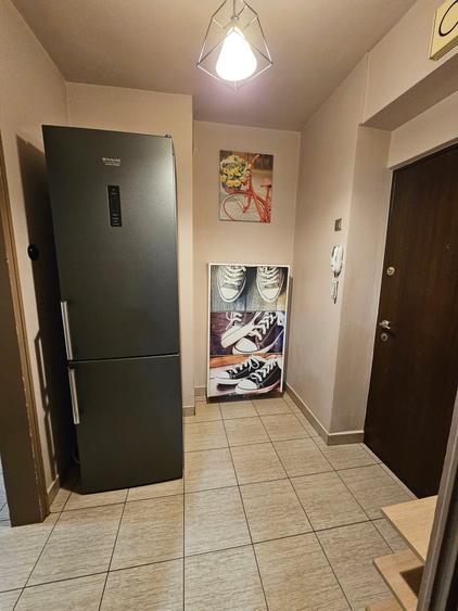 Apartament cu 2 camere semidecomandat în Lacul Tei