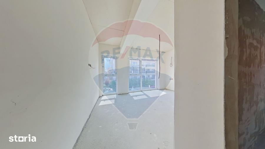Casă cu 5 camere cu Teren 227 Mp în Central