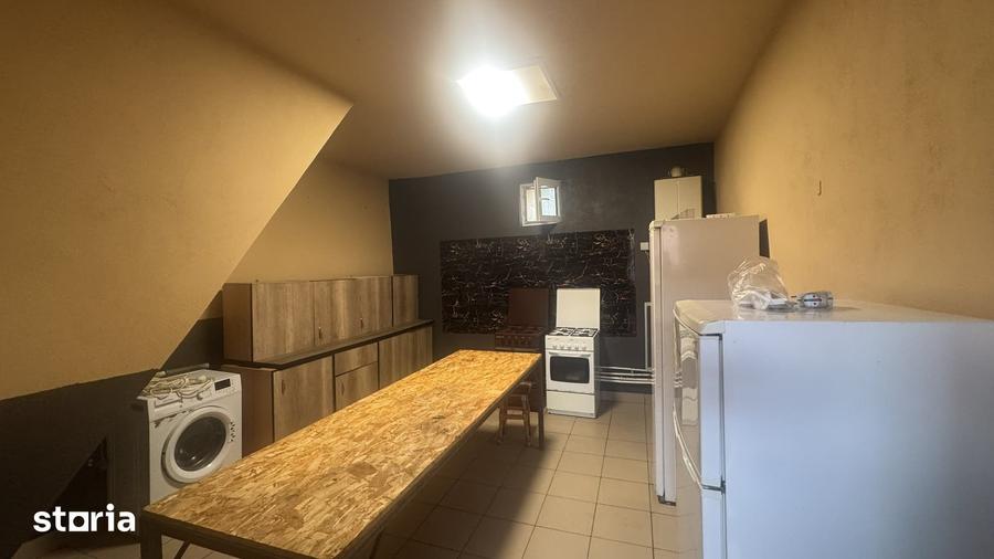 Casă cu 4 camere cu Teren 900 Mp în Micălaca