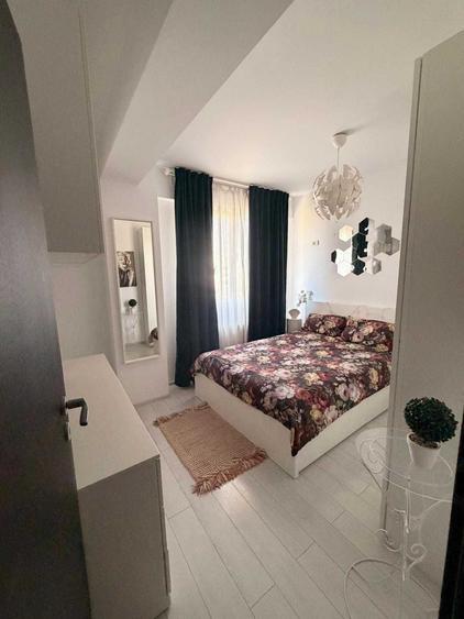Apartament cu 2 camere decomandat în Roșu