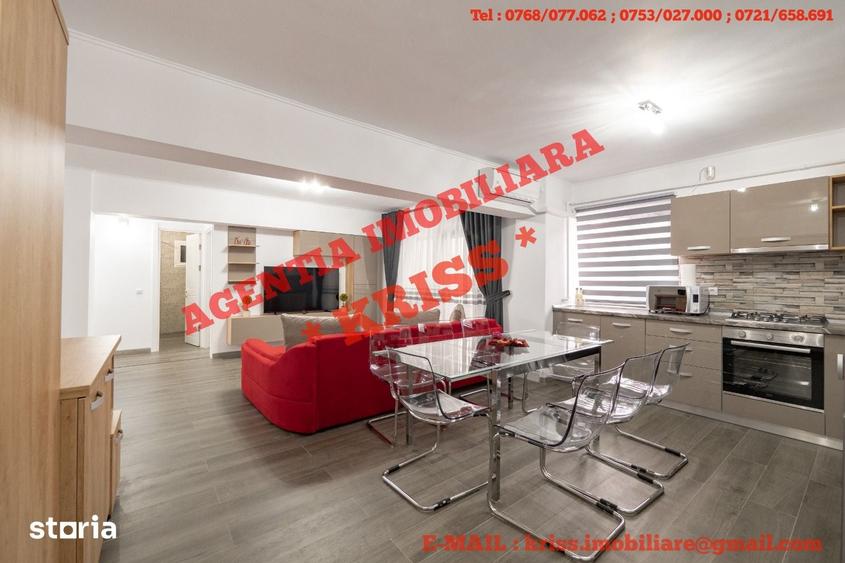 Apartament cu 4 camere decomandat în Central