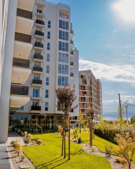 Apartament cu 2 camere semidecomandat în Sopor
