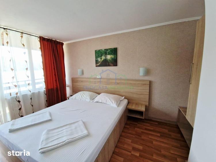 Spațiu comercial, de 871 mp, în Eșelnița