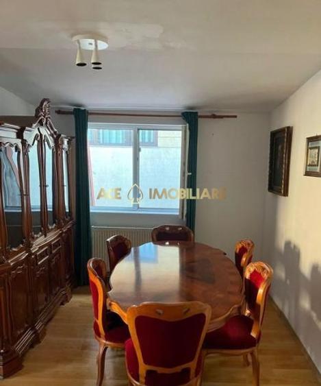 Apartament cu 3 camere decomandat, mobilat în Vitan