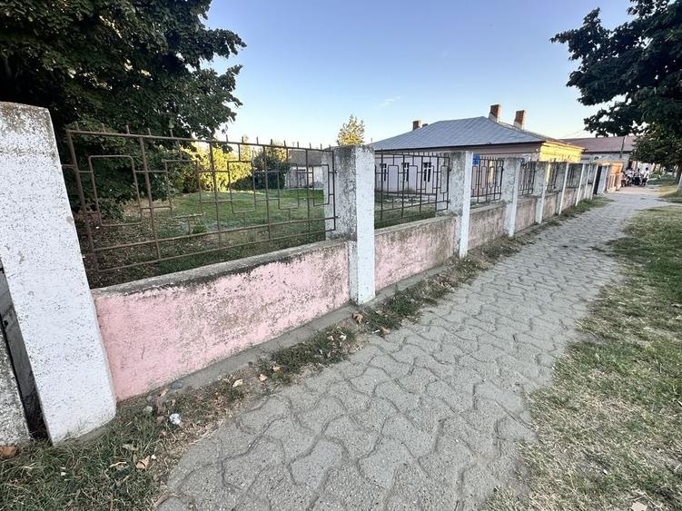 Spațiu comercial, în Central