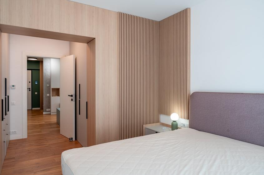 Apartament cu 4 camere semidecomandat în Cotroceni