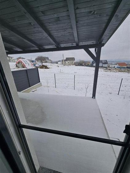 Casă cu 4 camere cu Teren 265 Mp în Ipotești