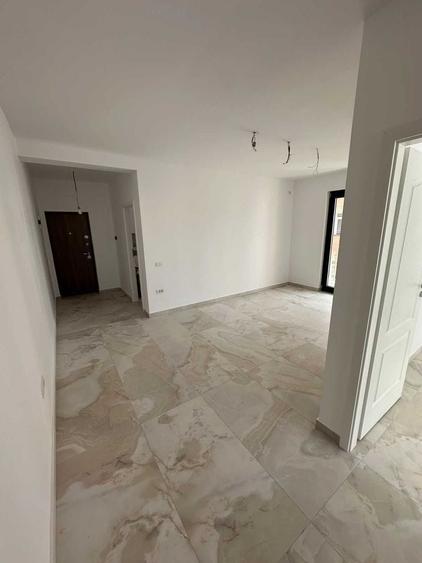 Apartament cu 2 camere semidecomandat în Giroc