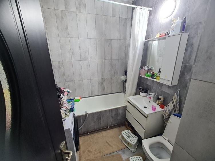 Apartament cu 2 camere decomandat în Unirii