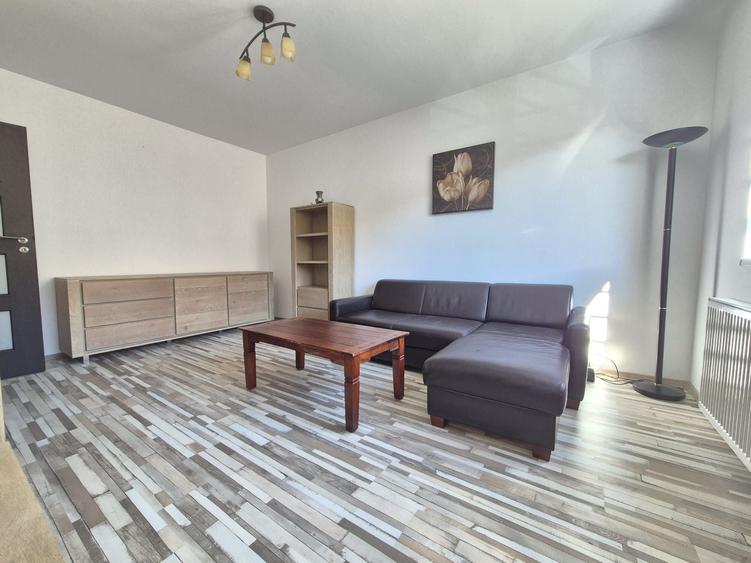 Apartament cu 2 camere decomandat în Sud