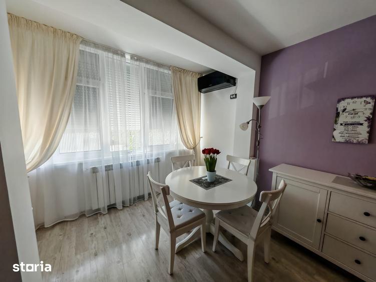 Apartament cu 2 camere în Micro 17