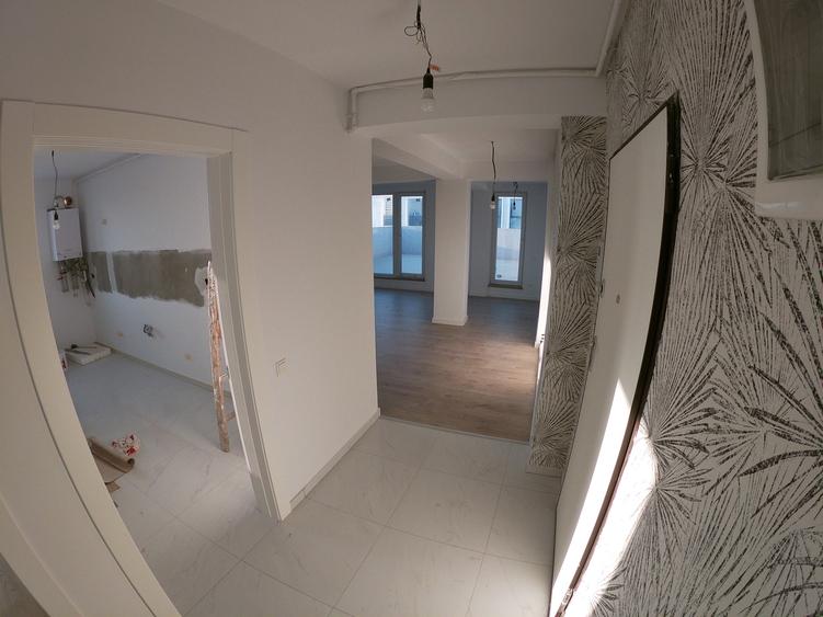 Apartament cu 3 camere decomandat în Pipera