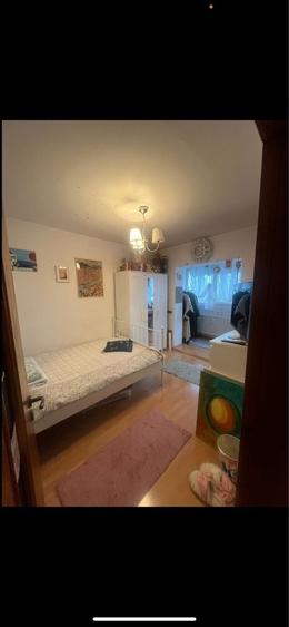 Apartament cu 4 camere decomandat în Mihai Bravu