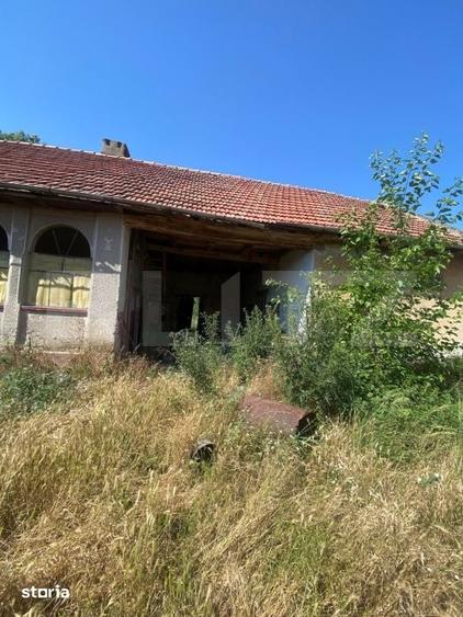 Teren de 7000 mp, în Chevereșu Mare