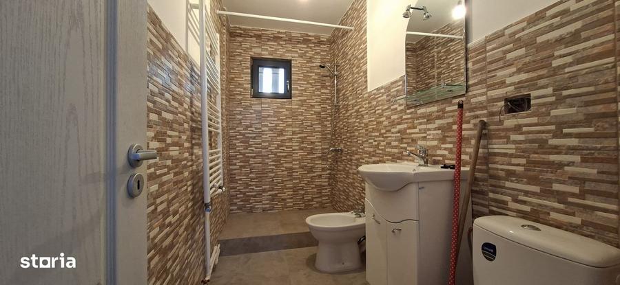 Apartament cu 2 camere decomandat în Siderurgiștilor