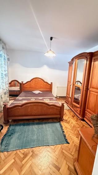 Casă individuală cu 5 camere cu Canalizare în Orașul Vechi