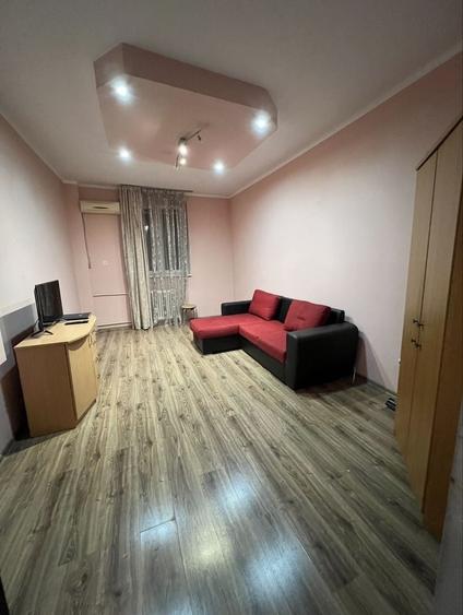 Apartament cu 2 camere decomandat în Vatra Luminoasă