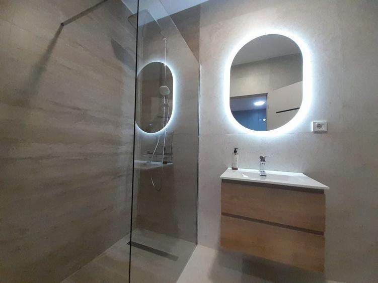 Apartament cu 2 camere semidecomandat în Lotus