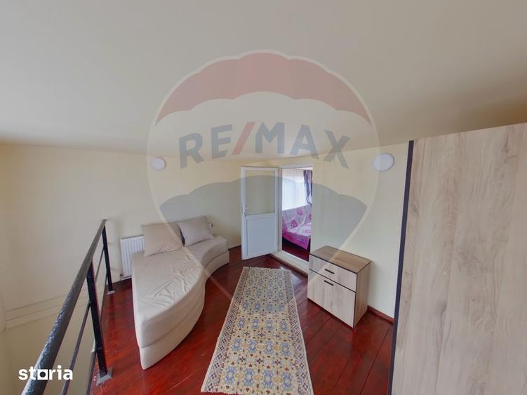 Casă cu 5 camere cu Teren 938 Mp în Sud