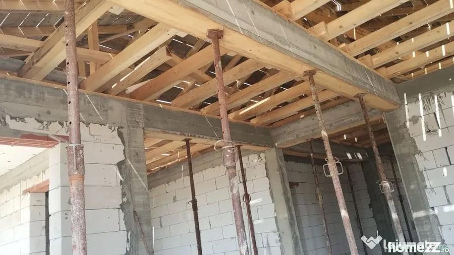 Casă cu 4 camere cu Teren 430 Mp în Cumpăna