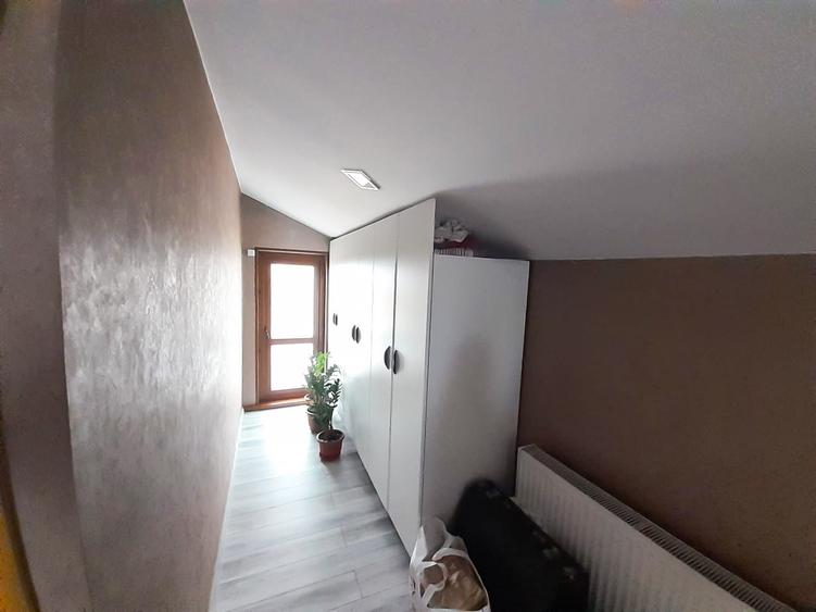 Casă cu 3 camere cu Teren 175 Mp în Tătărași