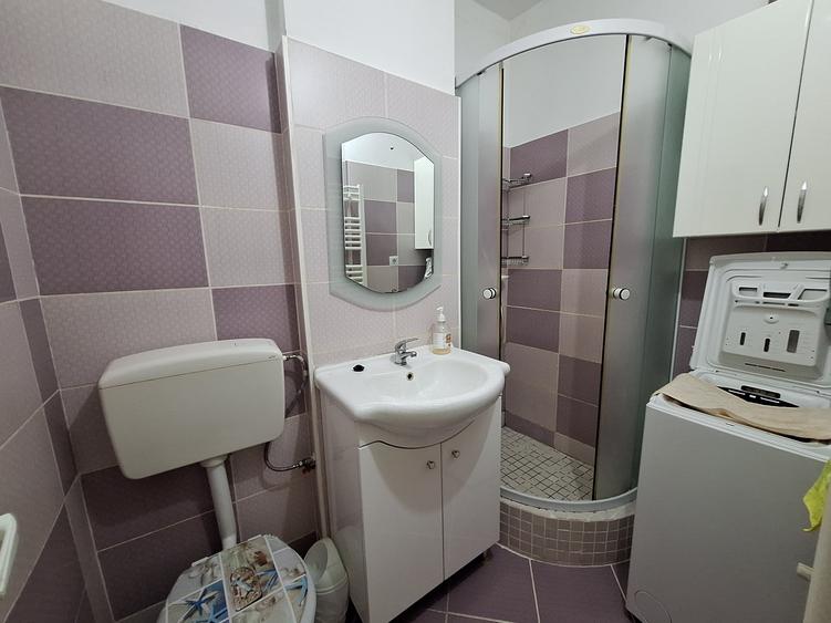 Apartament cu 2 camere nedecomandat, mobilat în Complex Studențesc