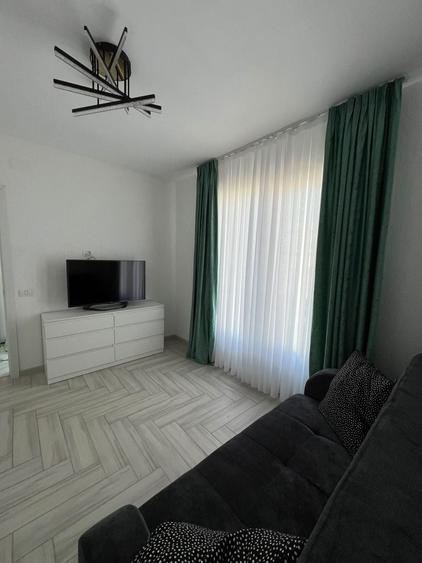 Casă cu 3 camere cu Teren 500 Mp în Central
