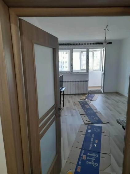 Apartament cu 3 camere decomandat în 1 Decembrie 1918