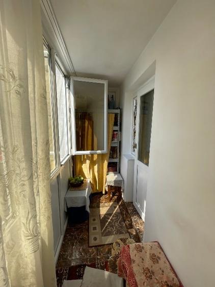 Apartament cu 3 camere, mobilat în Girocului