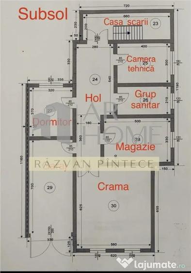 Casă cu 11 camere cu Teren 1915 Mp în Păulești