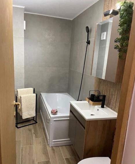 Apartament cu 3 camere decomandat în Gheorgheni
