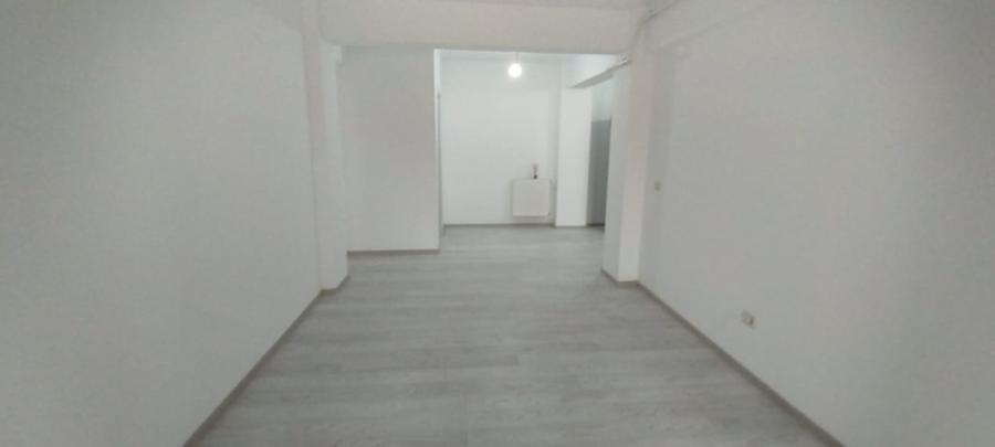 Apartament cu 3 camere decomandat în Popas Păcurari