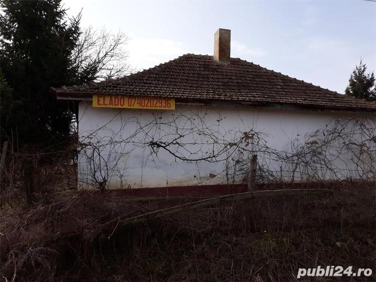 Casă cu 2 camere cu Teren 2300 Mp în Galoșpetreu