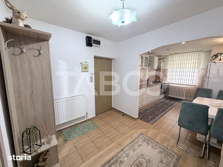 Apartament cu 3 camere decomandat, mobilat în Mihai Viteazul