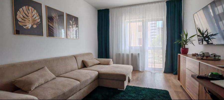 Apartament cu 2 camere decomandat în Central