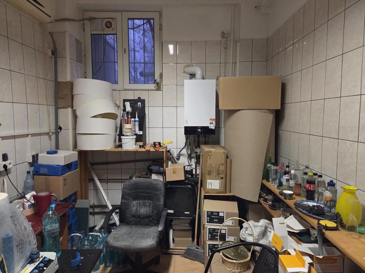 Spațiu comercial, de 255 mp, în Banu Manta
