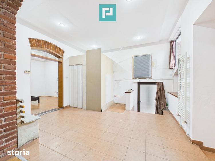 Apartament cu 4 camere în Central