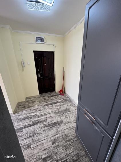 Apartament cu 2 camere în Micro 15