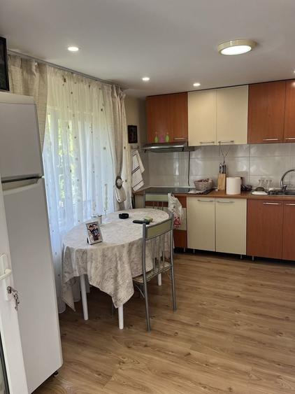Casă cu 4 camere în Țuglui