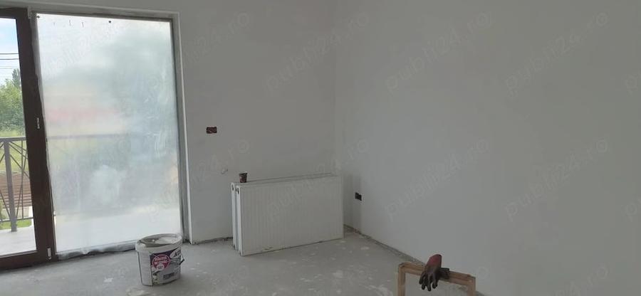 Casă cu Teren 450 Mp în Valea Mare