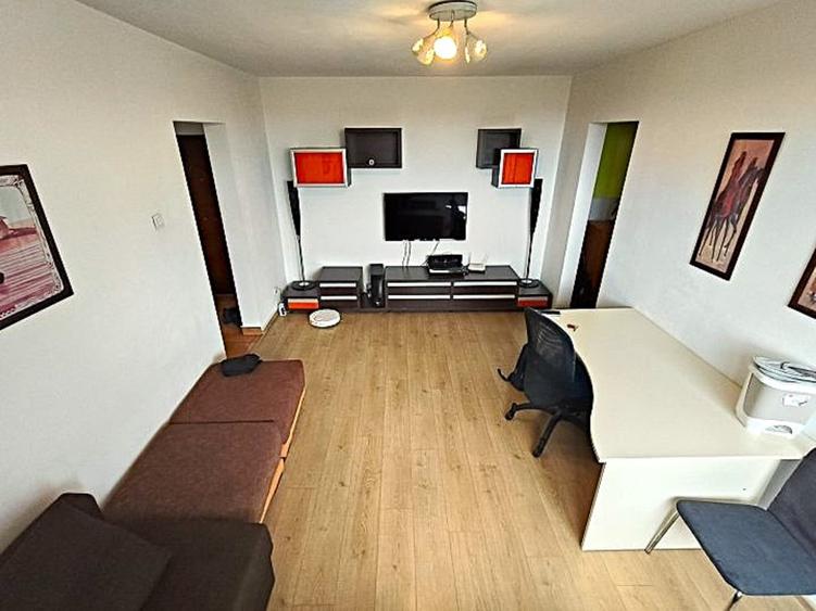 Apartament cu 2 camere în Tineretului